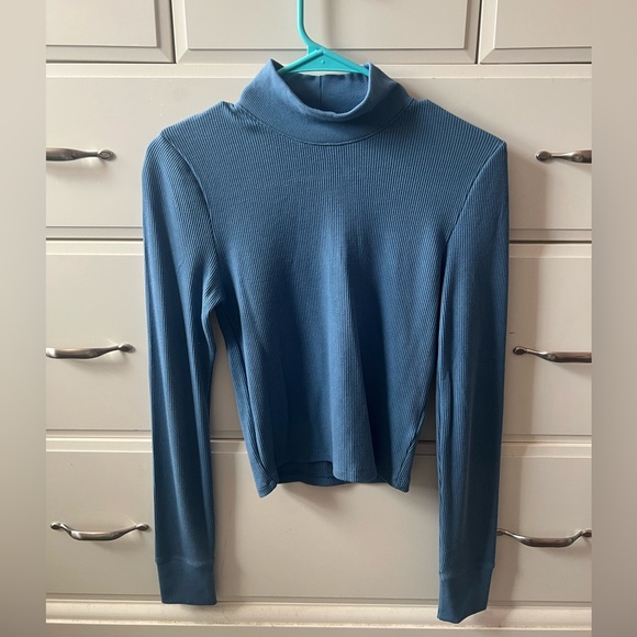 AE Mock Neck Long-Sleeve - Picture 1 of 3